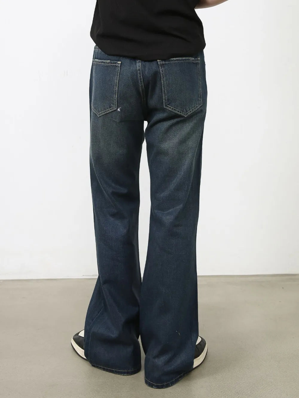 19c6671f-ea43-4ce4-becf-baa760b8c24a-Max