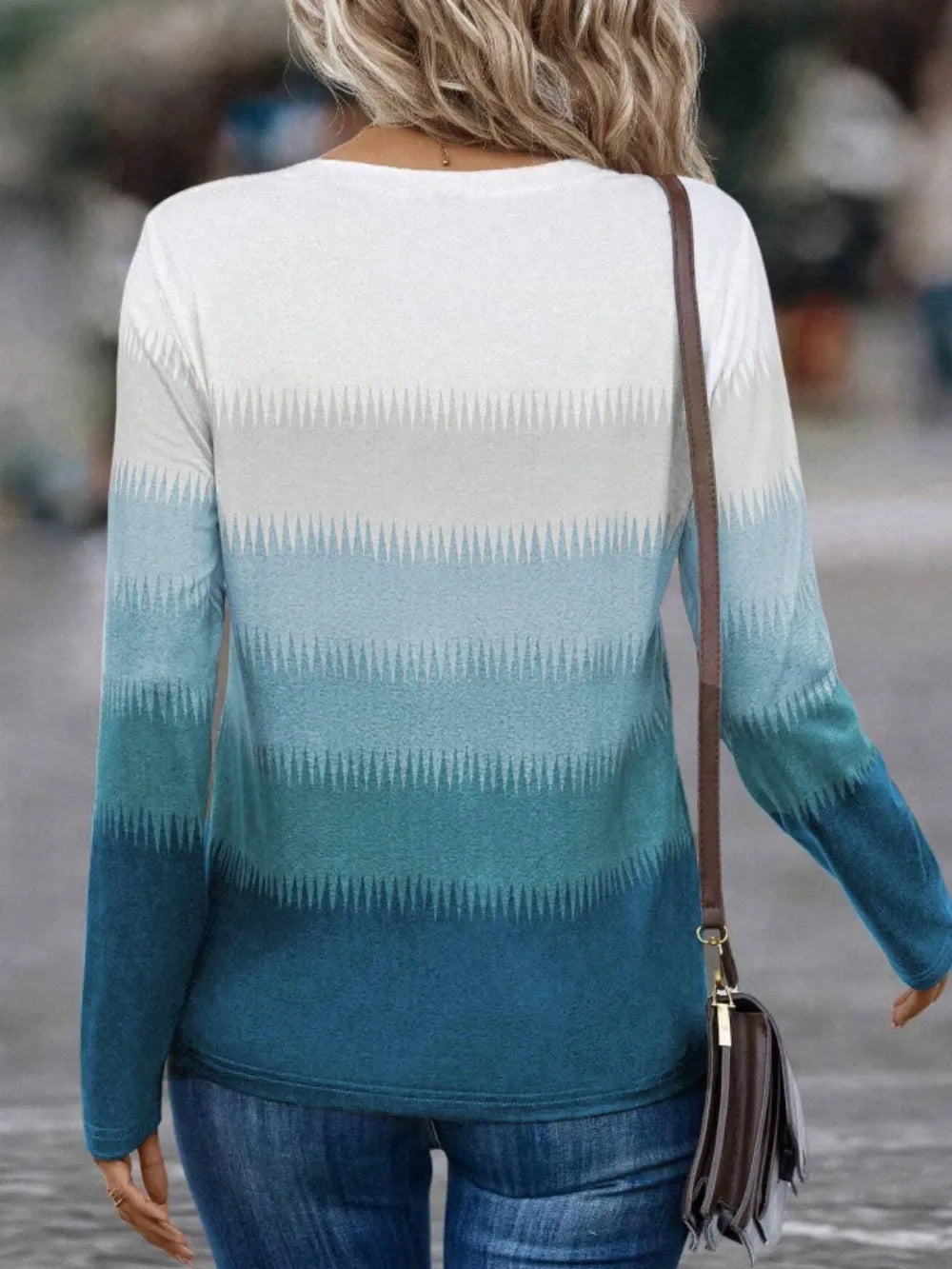 b3e74404-93e4-4467-8c25-771b9ec4d858-Max