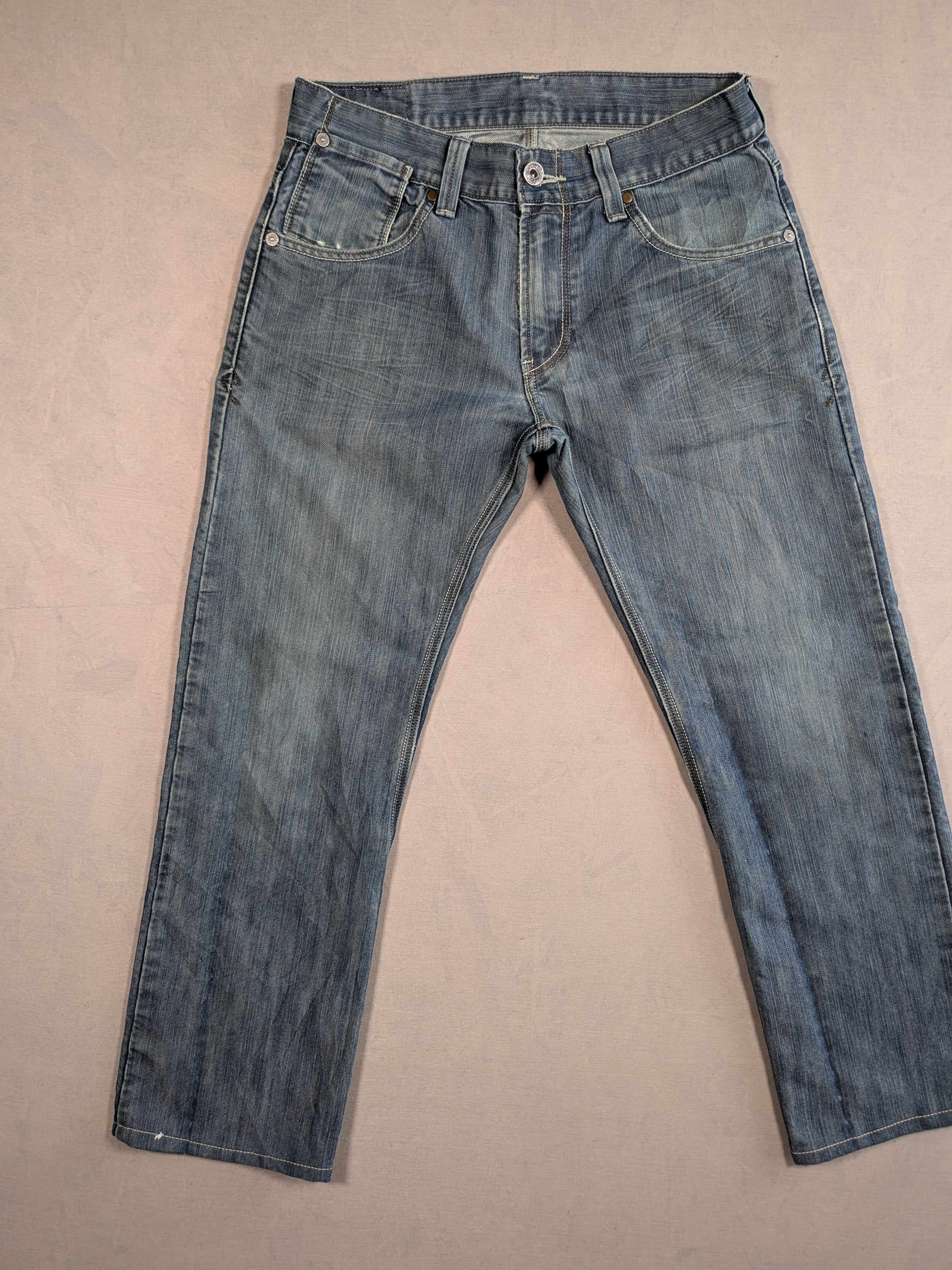 Vintage Levi's Jeans Mens Denim 514 Straight Fit Colour Blue Size W31 L30