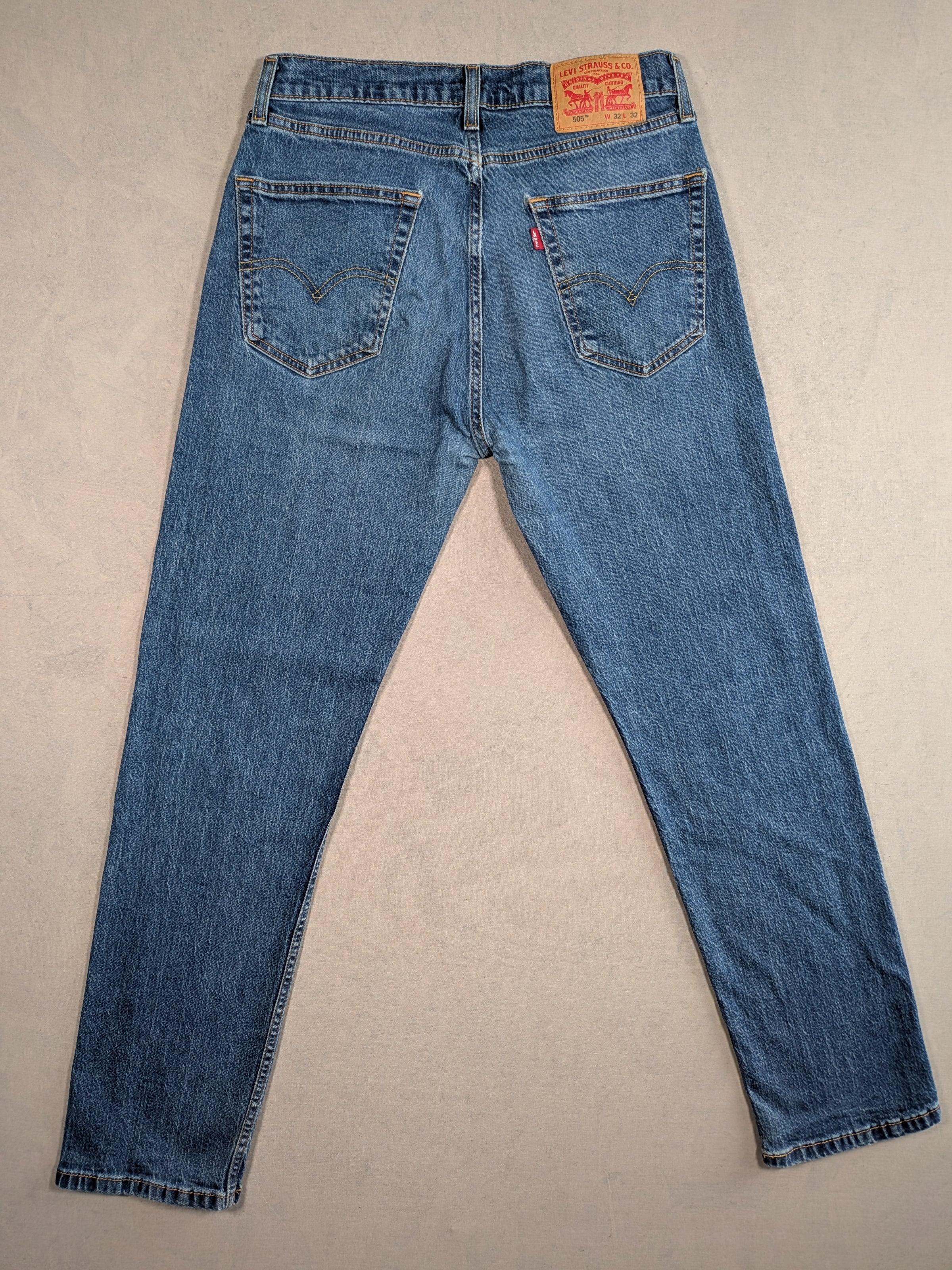 Levi's Jeans Mens Denim 505 Straight Fit Colour Blue Size W32 L32