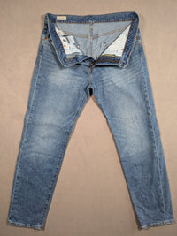 Levi's Jeans Mens Denim 502 Regular Taper Fit Colour Blue Size W34 L32