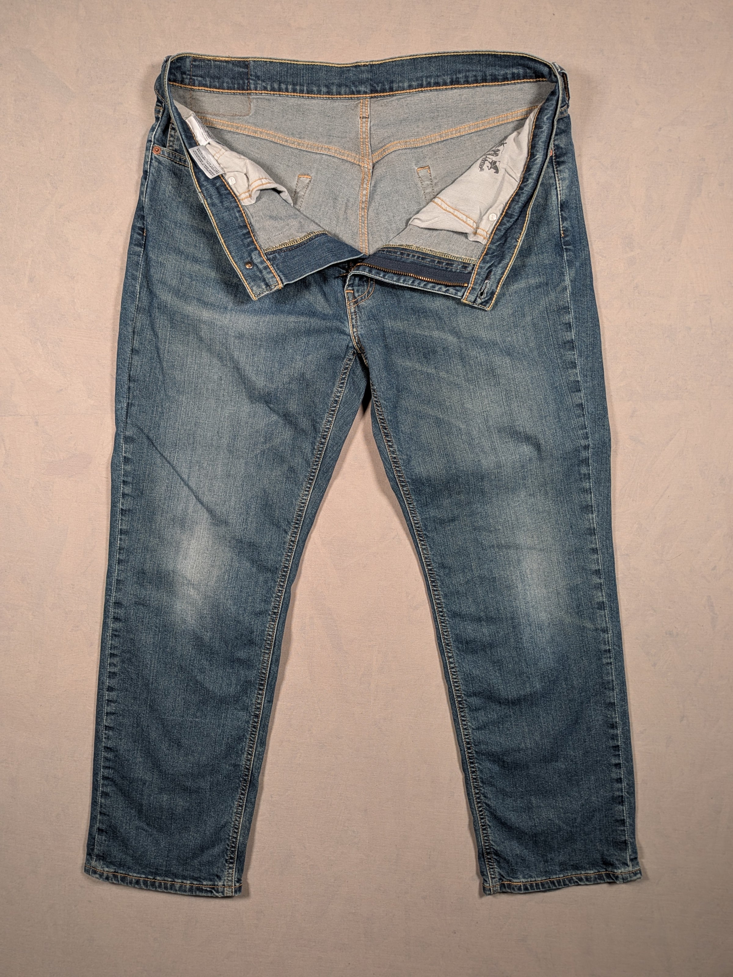 Levi's Jeans Mens Denim 541 Athletic Taper Fit Colour Blue Size W36 L30