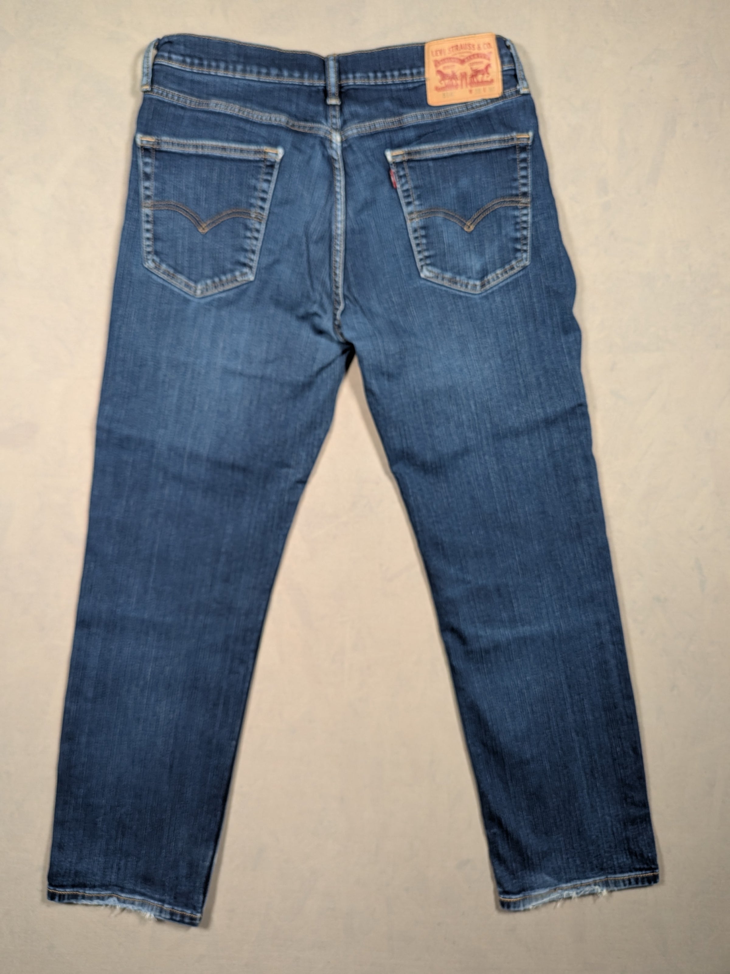 Levi's Jeans Mens Denim 514 Straight Fit Colour Blue Size W33 L30