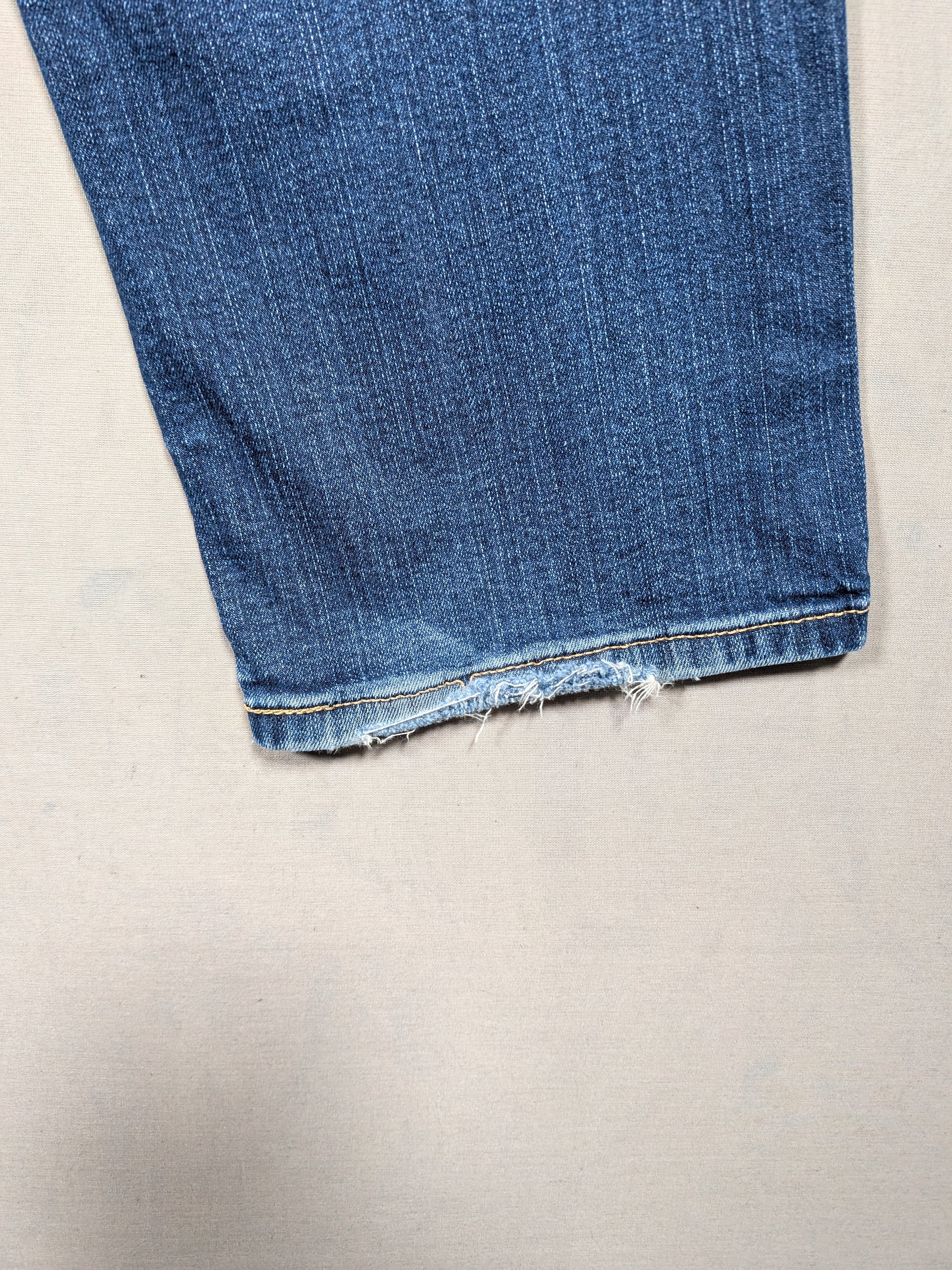 Levi's Jeans Mens Denim 514 Straight Fit Colour Blue Size W33 L30