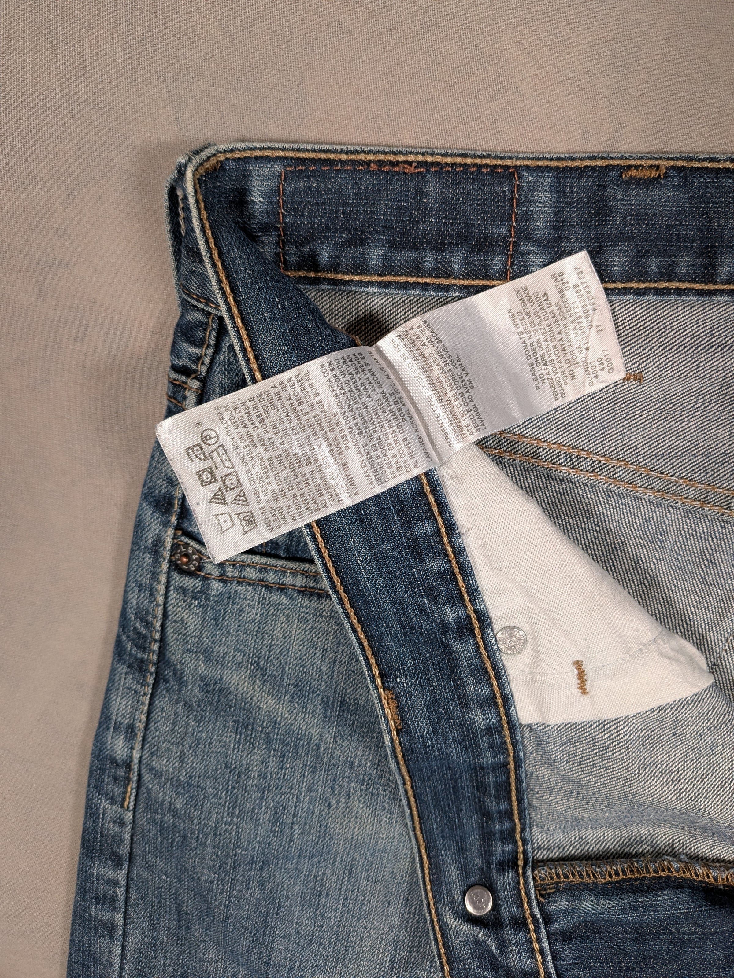 Levi's Jeans Mens Denim 505 Straight Fit Colour Blue Size W38 L30