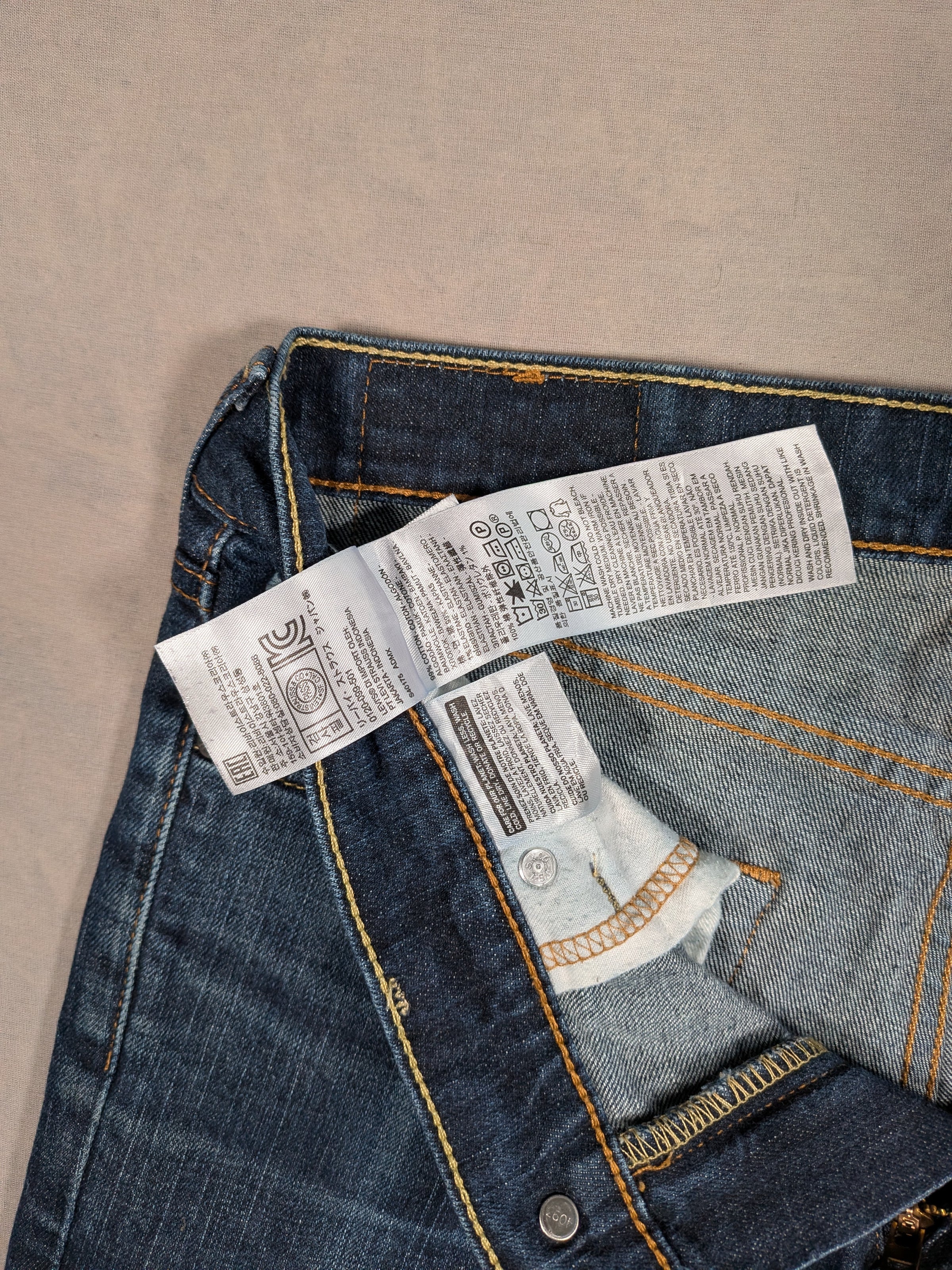 Levi's Jeans Mens Denim 541 Athletic Taper Fit Colour Blue Size W31 L32