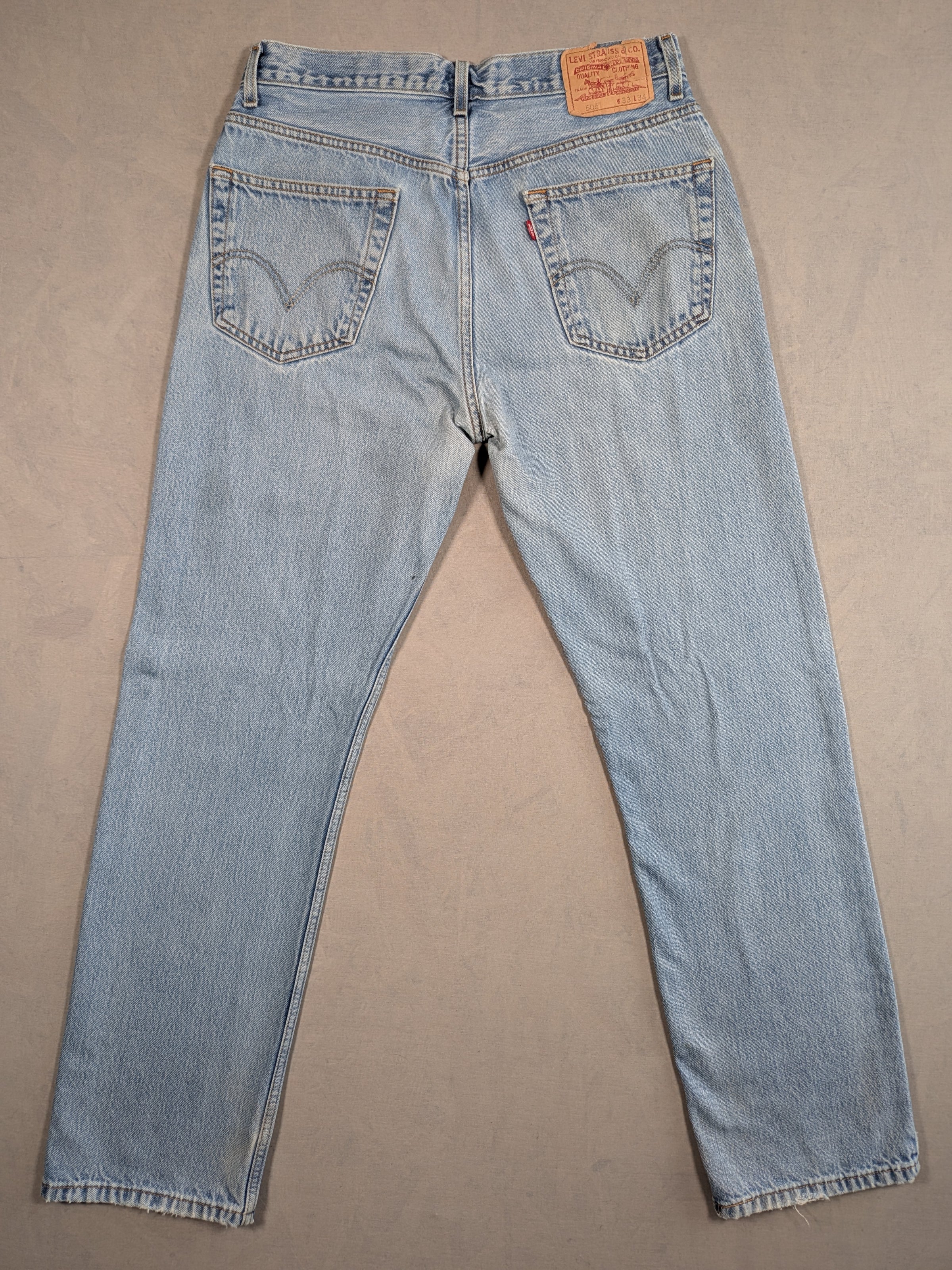 Levi's Jeans Mens Denim 505 Straight Fit Colour Blue Size W33 L34